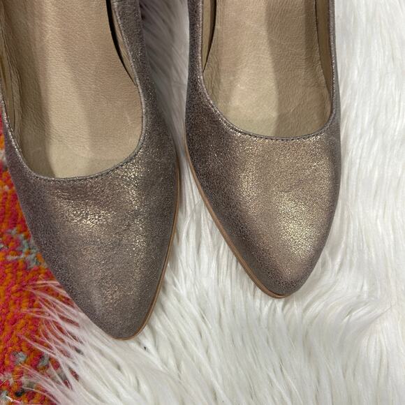 $210 Eileen Fisher Brown Block Heeled Hawk Metallic Suede Pump Heel 10 - Picture 3 of 11